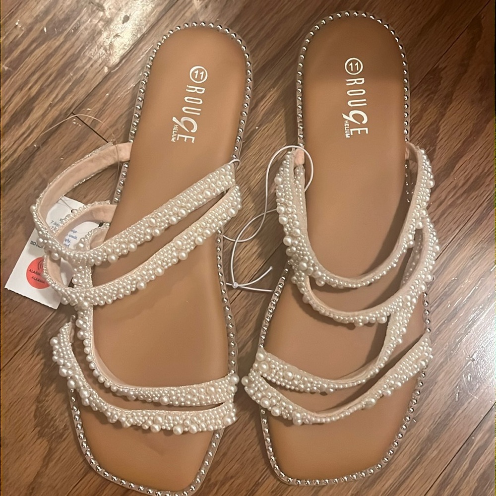 NWT size 11 flat pearl sandal slides